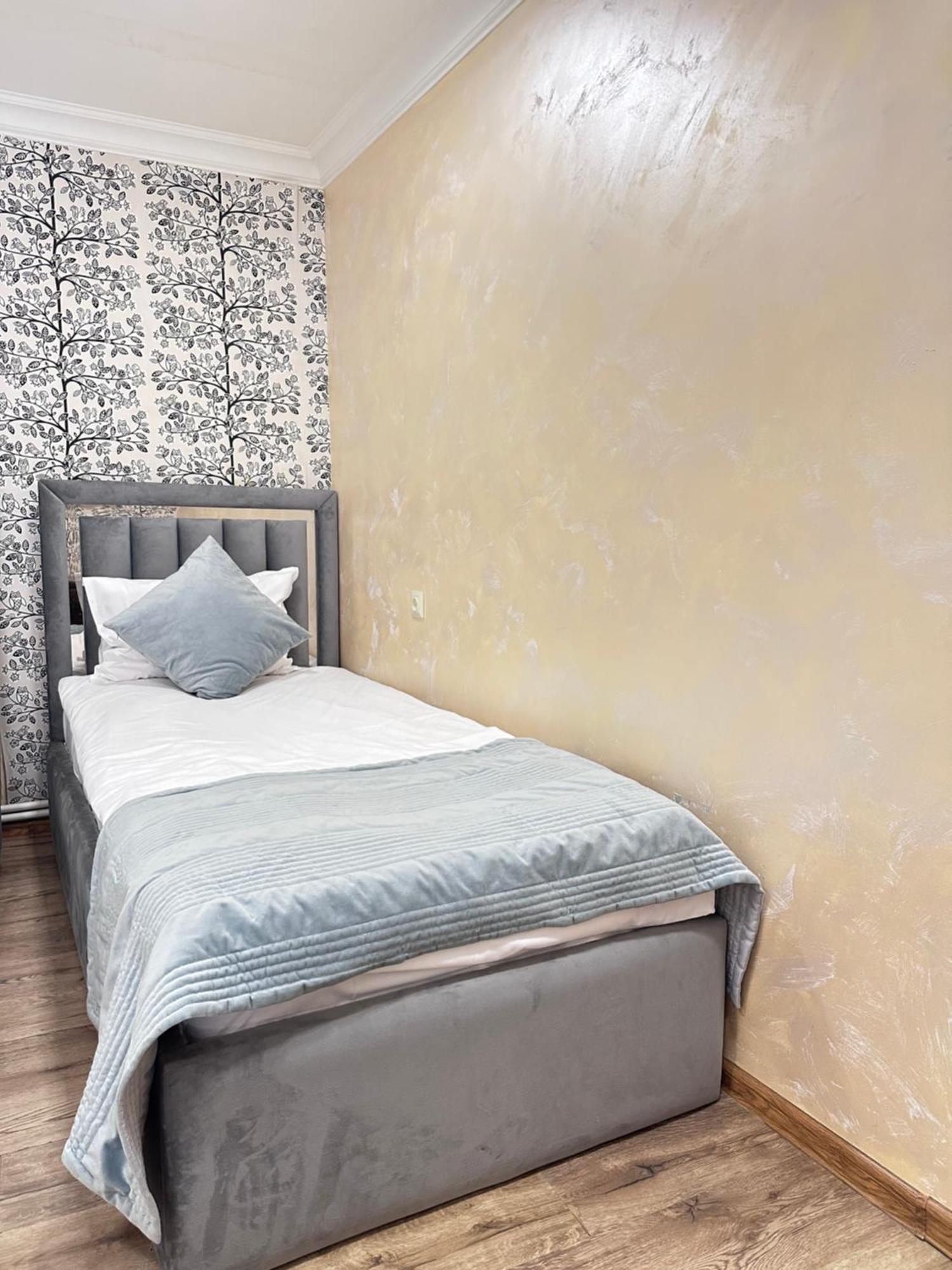 Yerevan Hotel Quarto foto