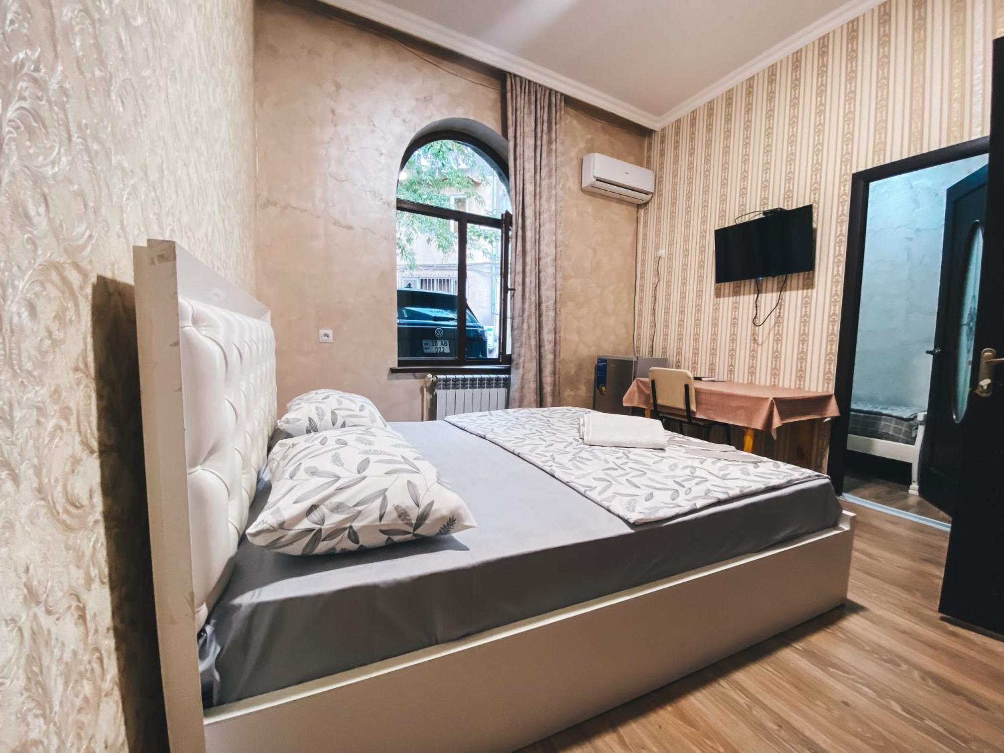 Yerevan Hotel Quarto foto
