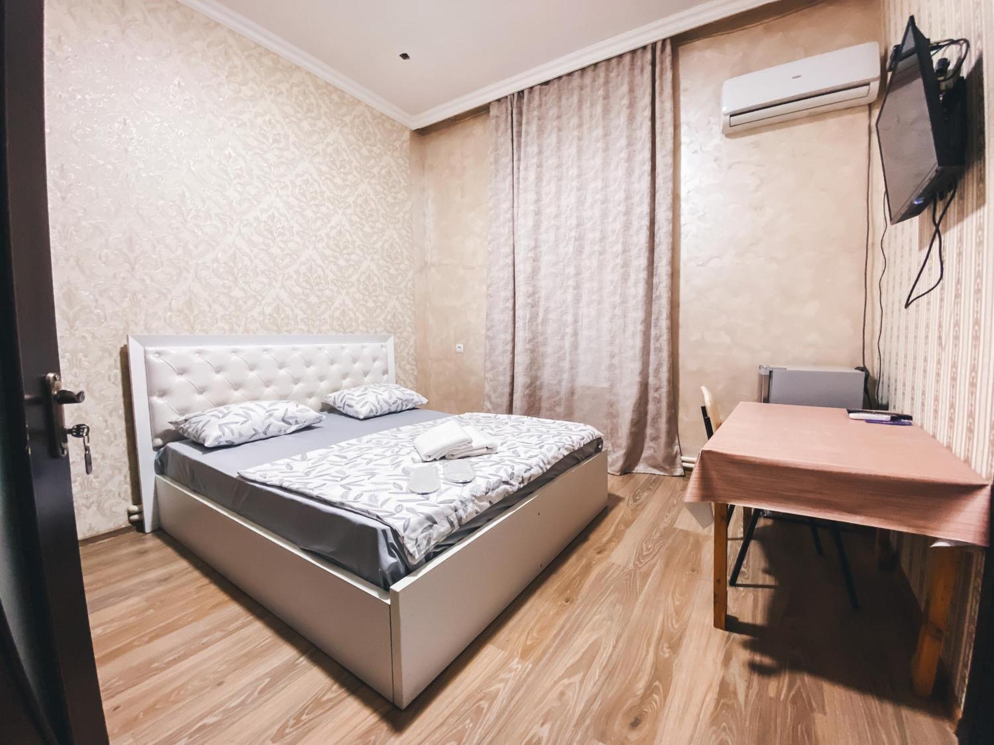Yerevan Hotel Quarto foto